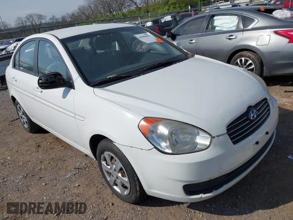 ✅ 2011 Hyundai Accent GLS • VIN: KMHCN4AC8BU603235 • Лот: 41909052. Опубликован ранее на IAAI с пробегом 203 098 миль. Бесплатный доступ к архиву аукционных продаж из США и подробный отчёт об истории автомобиля на DreamBid. Изображение 1.