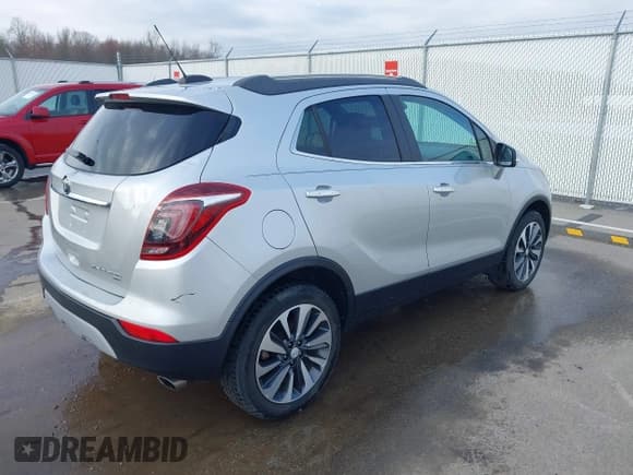 ✅ 2019 Buick Encore Essence • VIN: KL4CJGSM0KB747439 • Lot: 41936287. Listed on IAAI with 37,705 mi. Free auction sales archive from the USA and detailed vehicle history report at DreamBid. Image 4.