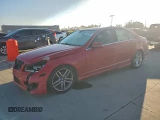 ✅ 2013 Mercedes-Benz C 250 Sport • VIN: WDDGF4HB8DR246957 • Lot: 95279325. Wystawiony na Copart z przebiegiem 166 163 mil. Bezpłatny archiwum sprzedaży aukcyjnych z USA i szczegółowy raport historii pojazdu na DreamBid. Zdjęcie 1.