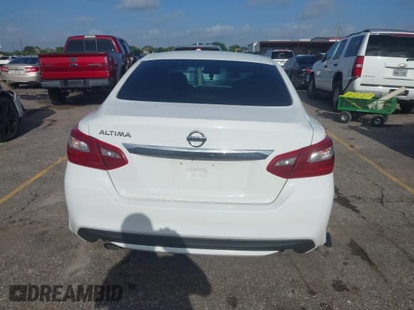 ✅ 2018 Nissan Altima SR • VIN: 1N4AL3AP6JC269490 • Lot: 42509898. Wystawiony na IAAI z przebiegiem 99 514 mil. Bezpłatny archiwum sprzedaży aukcyjnych z USA i szczegółowy raport historii pojazdu na DreamBid. Zdjęcie 17.