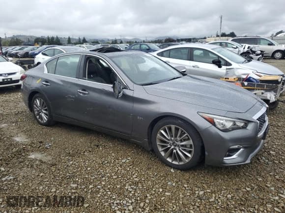 ✅ 2018 Infiniti Q50 Luxe • VIN: JN1EV7AP0JM360393 • Lot: 93946345. Listed on Copart with 70,112 mi. Free auction sales archive from the USA and detailed vehicle history report at DreamBid. Image 4.
