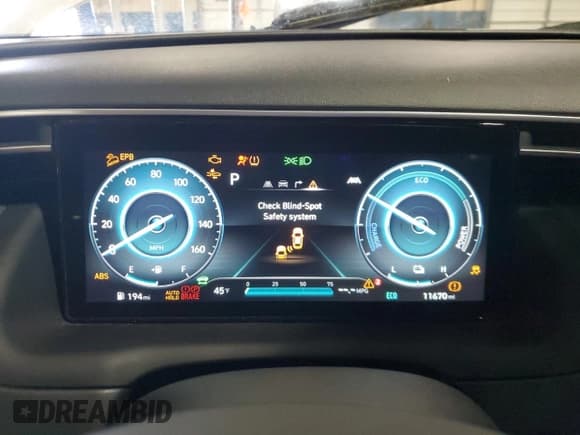 ✅ 2023 Hyundai Tucson Limited • VIN: KM8JFDA24PU121185 • Lot: 82311644. Wystawiony na Copart z przebiegiem 11 670 mil. Bezpłatny archiwum sprzedaży aukcyjnych z USA i szczegółowy raport historii pojazdu na DreamBid. Zdjęcie 9.