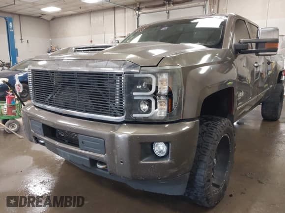 ✅ 2018 Chevrolet Silverado 2500HD High Country • VIN: 1GC1KXEY7JF102223 • Лот: 42759853. Опубликован ранее на IAAI с пробегом 89 061 миль. Бесплатный доступ к архиву аукционных продаж из США и подробный отчёт об истории автомобиля на DreamBid. Изображение 6.