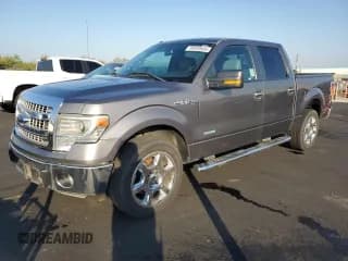 ✅ 2014 Ford F-150 XL • VIN: 1FTFW1CT7EKE97970 • Lot: 85420455. Wystawiony na Copart z przebiegiem 200 756 mil. Bezpłatny archiwum sprzedaży aukcyjnych z USA i szczegółowy raport historii pojazdu na DreamBid. Zdjęcie 1.