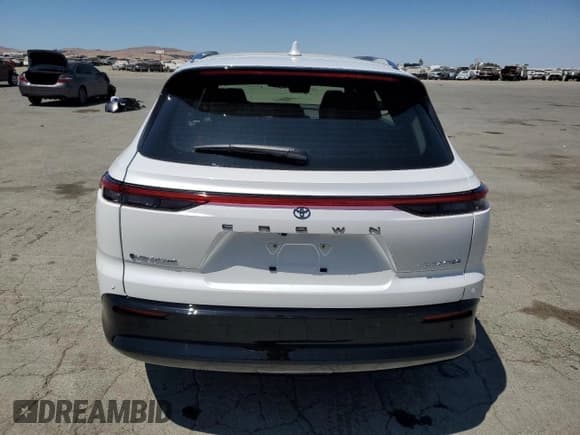 ✅ 2025 Toyota Crown XLE • VIN: JTDACAAJ6S3018397 • Лот: 65289385. Опубликован ранее на Copart с пробегом 3 596 миль. Бесплатный доступ к архиву аукционных продаж из США и подробный отчёт об истории автомобиля на DreamBid. Изображение 6.