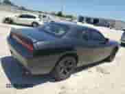 2010 Dodge Challenger SE z VIN 2B3CJ4DV9AH322819, wystawiony jako Copart lot #57610064 z przebiegiem 75 513 mil mil oraz Szkoda całkowita • Salvage title. Historia ofert i sprzedaży dostępna na DreamBid. Obrazek 3.