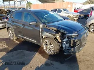✅ 2021 Hyundai Kona Limited • VIN: KM8K3CA54MU750605 • Лот: 43654794. Опубликован ранее на IAAI с пробегом 72 464 миль. Бесплатный доступ к архиву аукционных продаж из США и подробный отчёт об истории автомобиля на DreamBid. Изображение 1.