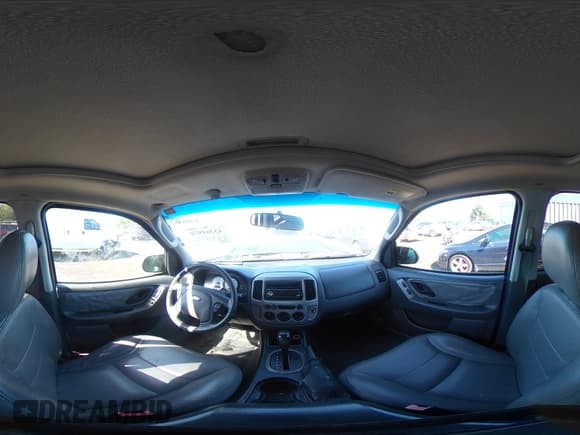 ✅ 2005 Ford Escape XLT • VIN: 1FMCU93105KA09251 • Lot: 43361970. Listed on IAAI with Not provided. Free auction sales archive from the USA and detailed vehicle history report at DreamBid. Image 17.