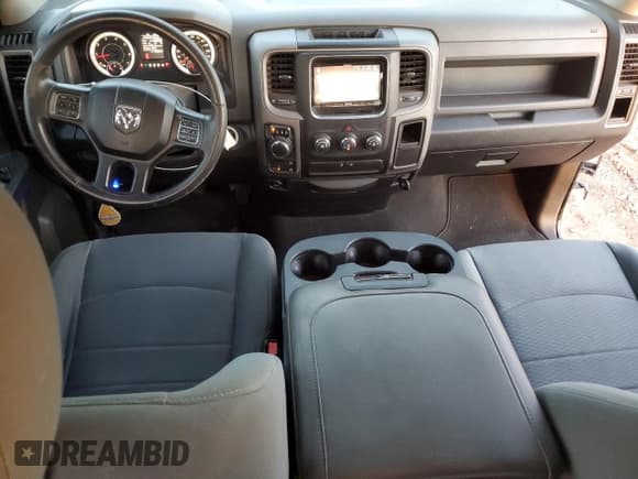 ✅ 2017 Ram 1500 Express • VIN: 1C6RR7FT5HS785341 • Lot: 87298255. Wystawiony na Copart z przebiegiem 117 990 mil. Bezpłatny archiwum sprzedaży aukcyjnych z USA i szczegółowy raport historii pojazdu na DreamBid. Zdjęcie 8.