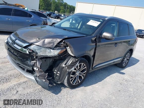✅ 2018 Mitsubishi Outlander SE • VIN: JA4AD3A36JZ003236 • Lot: 42413894. Wystawiony na IAAI z przebiegiem 88 903 mil. Bezpłatny archiwum sprzedaży aukcyjnych z USA i szczegółowy raport historii pojazdu na DreamBid. Zdjęcie 17.