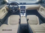 ✅ 2011 Volkswagen CC Sport • VIN: WVWMN7ANXBE700801 • Lot: 94528565. Wystawiony na Copart z przebiegiem 155 720 mil. Bezpłatny archiwum sprzedaży aukcyjnych z USA i szczegółowy raport historii pojazdu na DreamBid. Zdjęcie 8.