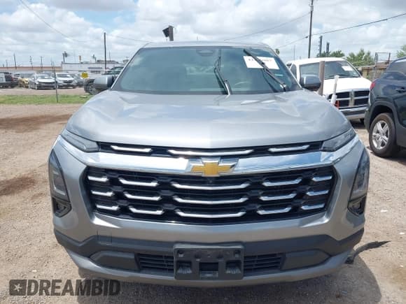 ✅ 2025 Chevrolet Equinox FWD LT • VIN: 3GNAXHEG8SL136412 • Lot: 42456987. Wystawiony na IAAI z przebiegiem 4 692 mil. Bezpłatny archiwum sprzedaży aukcyjnych z USA i szczegółowy raport historii pojazdu na DreamBid. Zdjęcie 6.