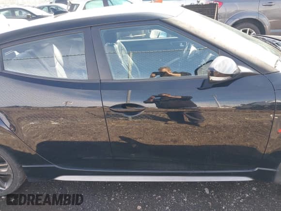 ✅ 2014 Hyundai Veloster Turbo • VIN: KMHTC6AE4EU211098 • Lot: 41846231. Wystawiony na IAAI z przebiegiem 121 591 mil. Bezpłatny archiwum sprzedaży aukcyjnych z USA i szczegółowy raport historii pojazdu na DreamBid. Zdjęcie 14.