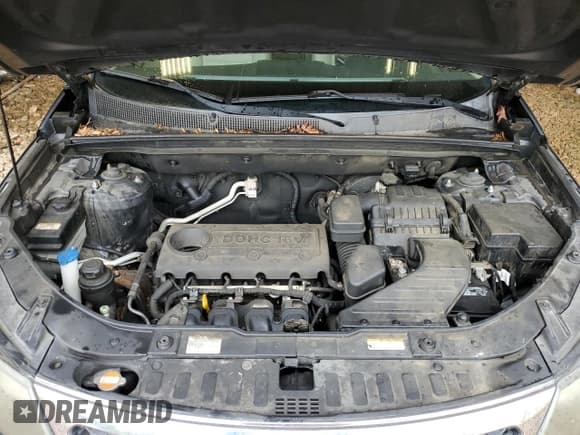 ✅ 2011 Kia Sorento LX • VIN: 5XYKT3A16BG033848 • Lot: 67804685. Wystawiony na Copart z przebiegiem 159 459 mil. Bezpłatny archiwum sprzedaży aukcyjnych z USA i szczegółowy raport historii pojazdu na DreamBid. Zdjęcie 12.