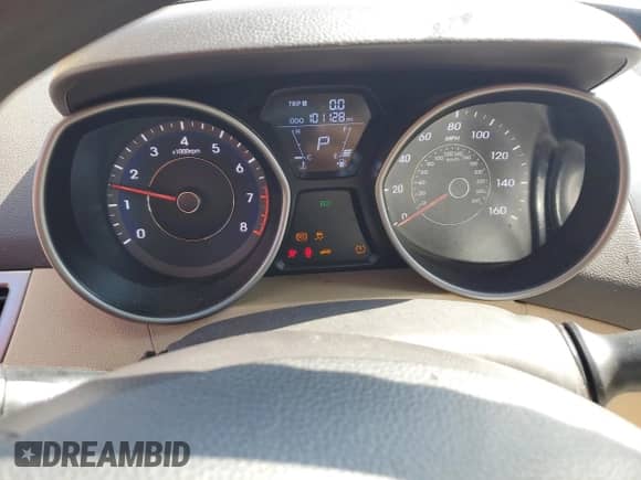 ✅ 2013 Hyundai Elantra GLS • VIN: 5NPDH4AE2DH342716 • Lot: 82603665. Listed on Copart with 101,128 mi. Free auction sales archive from the USA and detailed vehicle history report at DreamBid. Image 9.