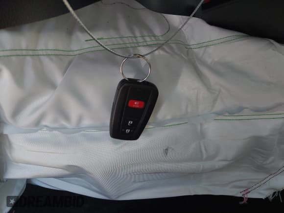 ✅ 2019 Toyota C-HR XLE • VIN: JTNKHMBX6K1053345 • Лот: 43464223. Опубликован ранее на IAAI с пробегом 127 118 миль. Бесплатный доступ к архиву аукционных продаж из США и подробный отчёт об истории автомобиля на DreamBid. Изображение 11.