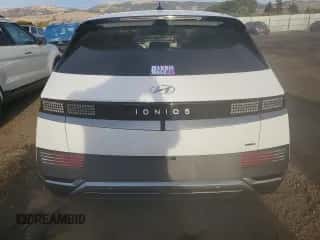 ✅ 2023 Hyundai Ioniq 5 SEL • VIN: KM8KNDAF5PU176917 • Lot: 79315634. Wystawiony na Copart z przebiegiem 22 460 mil mil. Skorzystaj z bezpłatnego archiwum sprzedaży aukcyjnych z USA i zobacz szczegółowy raport historii pojazdu na DreamBid. Zdjęcie 6.