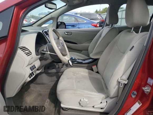 ✅ 2012 Nissan LEAF SL • VIN: JN1AZ0CP6CT016843 • Лот: 81928495. Опубликован ранее на Copart с пробегом Не указан. Бесплатный доступ к архиву аукционных продаж из США и подробный отчёт об истории автомобиля на DreamBid. Изображение 7.