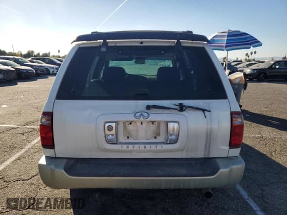 ✅ 2001 Infiniti QX4 Luxury • VIN: JNRDR09Y51W212522 • Lot: 77044784. Wystawiony na Copart z przebiegiem 308 949 mil. Bezpłatny archiwum sprzedaży aukcyjnych z USA i szczegółowy raport historii pojazdu na DreamBid. Zdjęcie 6.