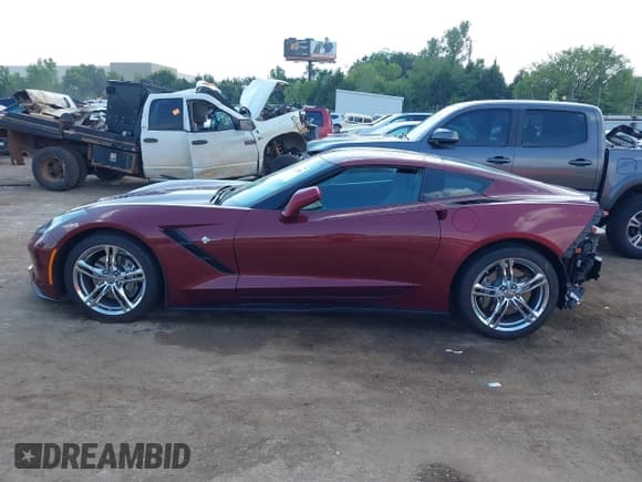 ✅ 2016 Chevrolet Corvette 2LT • VIN: 1G1YD2D72G5112881 • Lot: 43192346. Listed on IAAI with 13,863 mi. Free auction sales archive from the USA and detailed vehicle history report at DreamBid. Image 15.