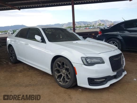 ✅ 2017 Chrysler 300 S • VIN: 2C3CCABG9HH668797 • Lot: 43274064. Listed on IAAI with 161,867 mi. Free auction sales archive from the USA and detailed vehicle history report at DreamBid. Image 1.