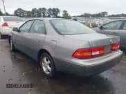 ✅ 1999 Lexus ES 300 • VIN: JT8BF28G7X5058350 • Лот: 43391013. Опубликован ранее на IAAI с пробегом 187 592 миль. Бесплатный доступ к архиву аукционных продаж из США и подробный отчёт об истории автомобиля на DreamBid. Изображение 3.