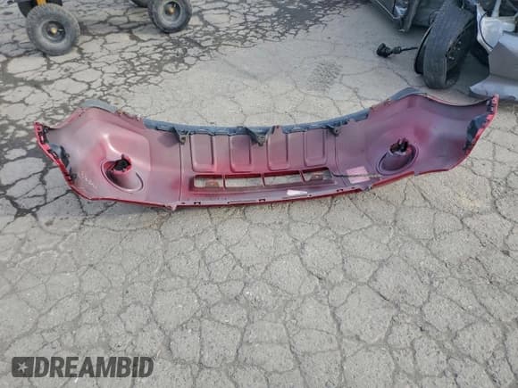 ✅ 2011 Ford Escape XLS • VIN: 1FMCU9C75BKC31218 • Лот: 95907075. Опубликован ранее на Copart с пробегом 165 892 миль. Бесплатный доступ к архиву аукционных продаж из США и подробный отчёт об истории автомобиля на DreamBid. Изображение 12.