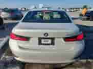 2021 BMW 3 Series 330i z VIN 3MW5R1J00M8C16665, wystawiony jako Copart lot #85155285 z przebiegiem 47 977 mil mil oraz Szkoda całkowita • Salvage title. Historia ofert i sprzedaży dostępna na DreamBid. Obrazek 6.