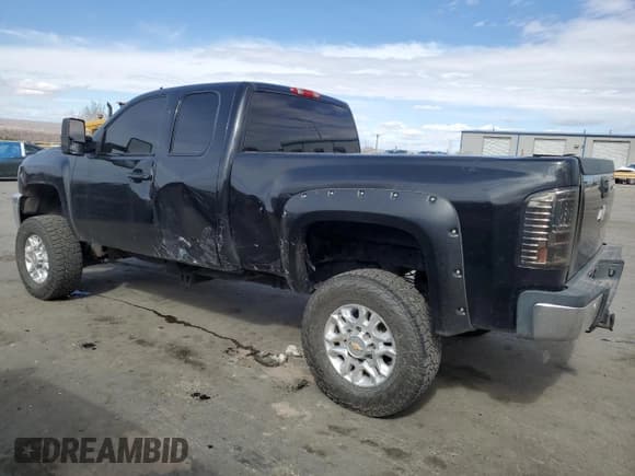 ✅ 2011 Chevrolet Silverado 2500HD LTZ • VIN: 1GC2KYC80BZ298910 • Lot: 45534755. Listed on Copart with 179,293 mi. Free auction sales archive from the USA and detailed vehicle history report at DreamBid. Image 2.