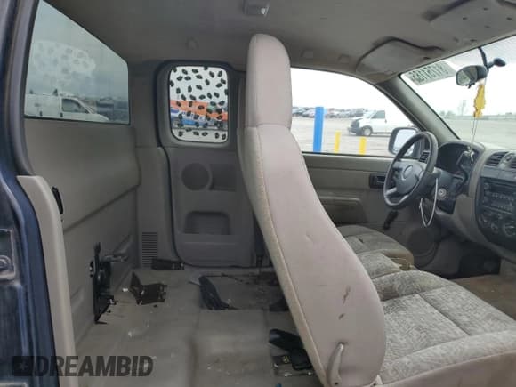 ✅ 2004 Chevrolet Colorado Z85 • VIN: 1GCCS198748147493 • Lot: 81751185. Wystawiony na Copart z przebiegiem 152 002 mil. Bezpłatny archiwum sprzedaży aukcyjnych z USA i szczegółowy raport historii pojazdu na DreamBid. Zdjęcie 10.