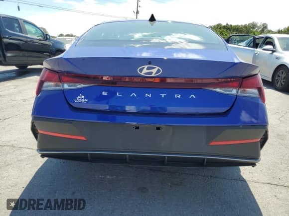 2024 Hyundai Elantra SE with VIN KMHLL4DG6RU658846, listed as a Copart auction lot 70309235 with 20,400 mi miles and Salvage title. Bid and sale history available at DreamBid. Image 6.