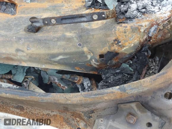 ✅ 2012 Chevrolet Captiva Sport LS • VIN: 3GNAL2EK1CS569364 • Lot: 43260699. Wystawiony na IAAI z przebiegiem Nie podano. Bezpłatny archiwum sprzedaży aukcyjnych z USA i szczegółowy raport historii pojazdu na DreamBid. Zdjęcie 12.