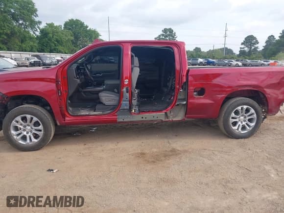 ✅ 2024 Chevrolet Silverado 1500 LTZ • VIN: 1GCUDGEL4RZ247886 • Лот: 42052637. Опубликован ранее на IAAI с пробегом 41 537 миль. Бесплатный доступ к архиву аукционных продаж из США и подробный отчёт об истории автомобиля на DreamBid. Изображение 15.