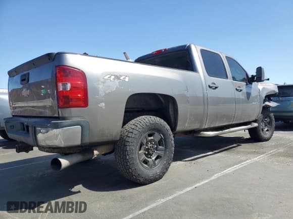 ✅ 2009 Chevrolet Silverado 2500HD LT • VIN: 1GCHK53609F158729 • Lot: 51768785. Listed on Copart with Not provided. Free auction sales archive from the USA and detailed vehicle history report at DreamBid. Image 3.
