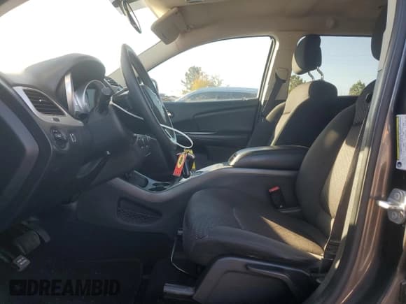 ✅ 2017 Dodge Journey SXT • VIN: 3C4PDCBB7HT648193 • Лот: 92394935. Опубликован ранее на Copart с пробегом 105 014 миль. Бесплатный доступ к архиву аукционных продаж из США и подробный отчёт об истории автомобиля на DreamBid. Изображение 7.