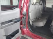 ✅ 2015 Ford F-150 XL • VIN: 1FTEX1CP1FFC30569 • Lot: 41836652. Wystawiony na IAAI z przebiegiem 126 443 mil. Bezpłatny archiwum sprzedaży aukcyjnych z USA i szczegółowy raport historii pojazdu na DreamBid. Zdjęcie 8.