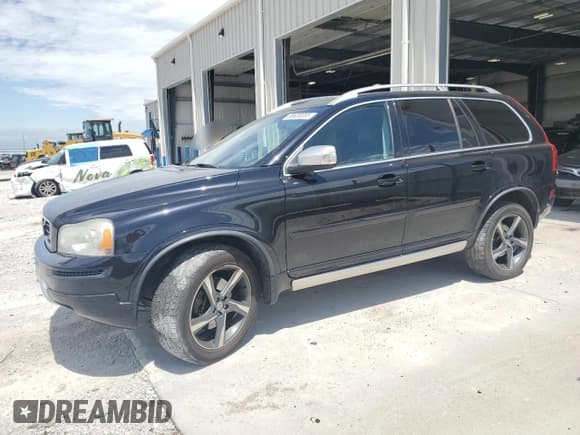✅ 2013 Volvo XC90 R-Design • VIN: YV4952CT1D1636000 • Lot: 65630085. Listed on Copart with 220,186 mi. Free auction sales archive from the USA and detailed vehicle history report at DreamBid. Image 1.