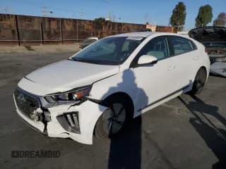 ✅ 2022 Hyundai Ioniq SE • VIN: KMHC75LC2NU282438 • Lot: 83468954. Wystawiony na Copart z przebiegiem 159 877 mil. Bezpłatny archiwum sprzedaży aukcyjnych z USA i szczegółowy raport historii pojazdu na DreamBid. Zdjęcie 1.