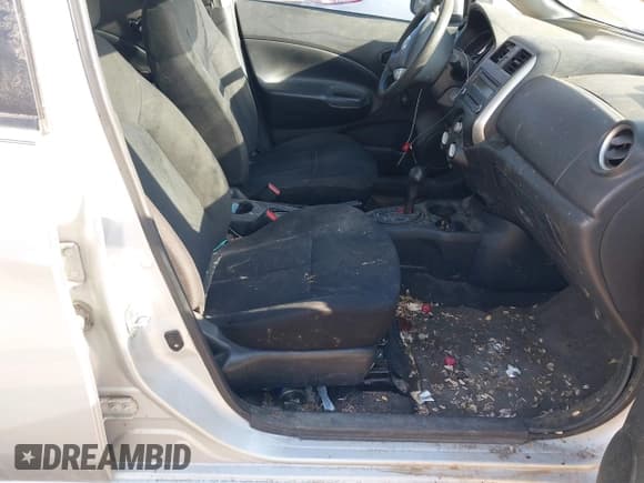 ✅ 2014 Nissan Note SV • VIN: 3N1CE2CP2EL361486 • Lot: 41908679. Listed on IAAI with Not provided. Free auction sales archive from the USA and detailed vehicle history report at DreamBid. Image 5.