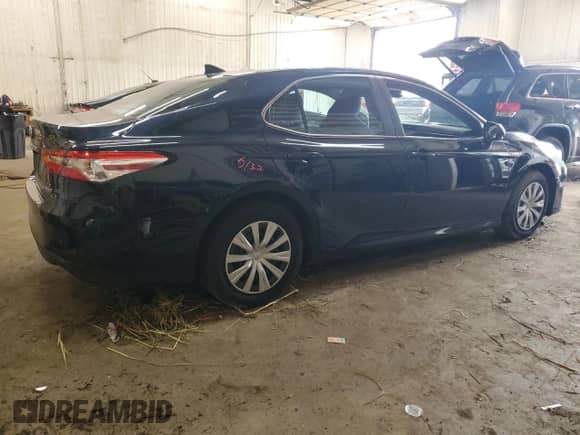 2020 Toyota Camry Hybrid LE with VIN 4T1C31AKXLU537591, listed as a Copart auction lot 72076945 with Not provided miles and Salvage title. Bid and sale history available at DreamBid. Image 3.