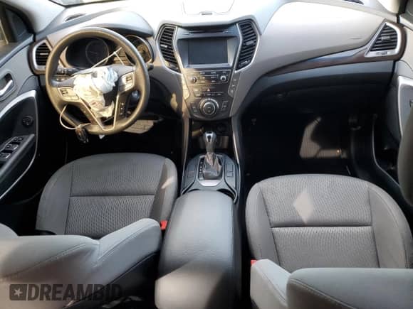 2019 Hyundai Santa Fe SE with VIN KM8SM4HF7KU301062, listed as a Copart auction lot 82176595 with Not provided miles and Salvage title. Bid and sale history available at DreamBid. Image 8.