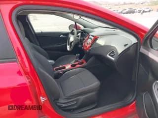 ✅ 2019 Chevrolet Cruze • VIN: 1G1BJ5SM4K7103783 • Лот: 43066273. Опубликован ранее на IAAI с пробегом 100 973 миль. Бесплатный доступ к архиву аукционных продаж из США и подробный отчёт об истории автомобиля на DreamBid. Изображение 5.