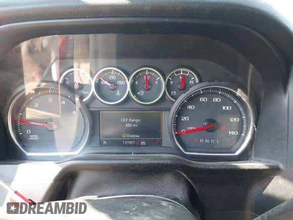 2020 Chevrolet Silverado 2500HD LT z VIN 1GC1YNEY8LF233926, wystawiony jako IAAI lot #42716715 z przebiegiem 137 057 mil mil oraz . Historia ofert i sprzedaży dostępna na DreamBid. Obrazek 7.