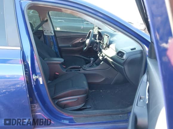 ✅ 2019 Hyundai Elantra • VIN: KMHH35LE7KU118410 • Лот: 43579185. Опубликован ранее на IAAI с пробегом 85 466 миль. Бесплатный доступ к архиву аукционных продаж из США и подробный отчёт об истории автомобиля на DreamBid. Изображение 5.