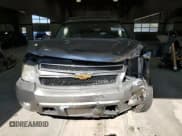 ✅ 2007 Chevrolet Suburban LT • VIN: 3GNFC16J97G197920 • Lot: 77776794. Wystawiony na Copart z przebiegiem Nie podano. Bezpłatny archiwum sprzedaży aukcyjnych z USA i szczegółowy raport historii pojazdu na DreamBid. Zdjęcie 5.