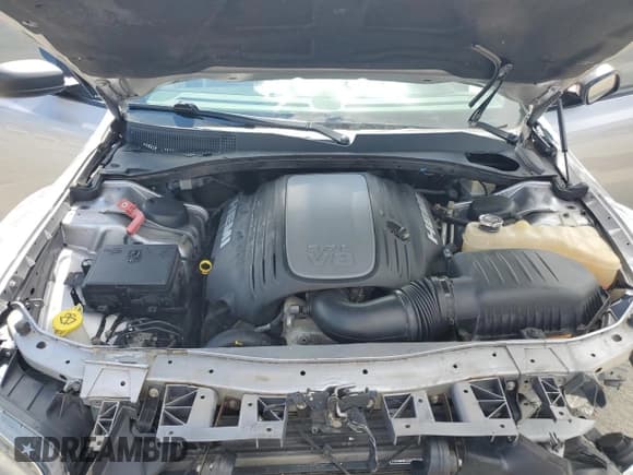 ✅ 2016 Chrysler 300 S • VIN: 2C3CCABT4GH216929 • Lot: 56016455. Listed on Copart with 95,087 mi. Free auction sales archive from the USA and detailed vehicle history report at DreamBid. Image 11.