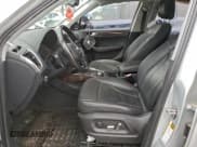 ✅ 2013 Audi Q5 Premium Plus • VIN: WA1LFAFP1DA019933 • Lot: 96502735. Wystawiony na Copart z przebiegiem Nie podano. Bezpłatny archiwum sprzedaży aukcyjnych z USA i szczegółowy raport historii pojazdu na DreamBid. Zdjęcie 7.