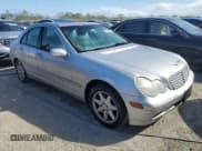 ✅ 2004 Mercedes-Benz C 320 • VIN: WDBRF84J14F547660 • Лот: 75061074. Опубликован ранее на Copart с пробегом 477 миль. Бесплатный доступ к архиву аукционных продаж из США и подробный отчёт об истории автомобиля на DreamBid. Изображение 4.