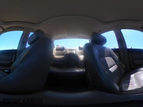 ✅ 1993 Acura Legend L • VIN: JH4KA7668PC025178 • Lot: 41990390. Wystawiony na IAAI z przebiegiem 187 755 mil. Bezpłatny archiwum sprzedaży aukcyjnych z USA i szczegółowy raport historii pojazdu na DreamBid. Zdjęcie 19.