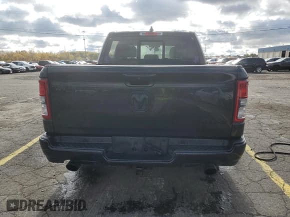 ✅ 2019 Ram 1500 Big Horn • VIN: 1C6SRFFT6KN890763 • Lot: 86437685. Wystawiony na Copart z przebiegiem 61 121 mil. Bezpłatny archiwum sprzedaży aukcyjnych z USA i szczegółowy raport historii pojazdu na DreamBid. Zdjęcie 6.